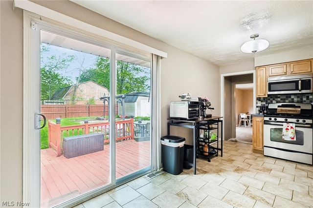 805 Roberts Street, Sheffield Lake, OH 44054