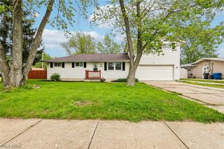 805 Roberts Street, Sheffield Lake, OH 44054