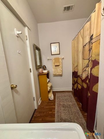 1408 Bridge Street, Gatesville, TX 76528