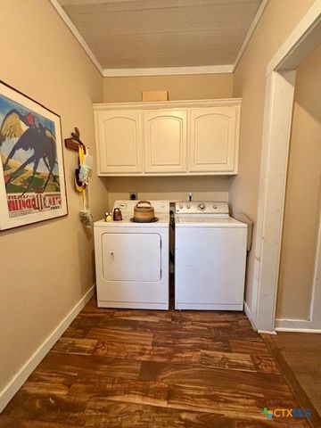 1408 Bridge Street, Gatesville, TX 76528