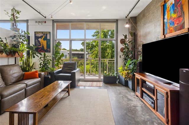245 N Highland Avenue NE 321, Atlanta, GA 30307