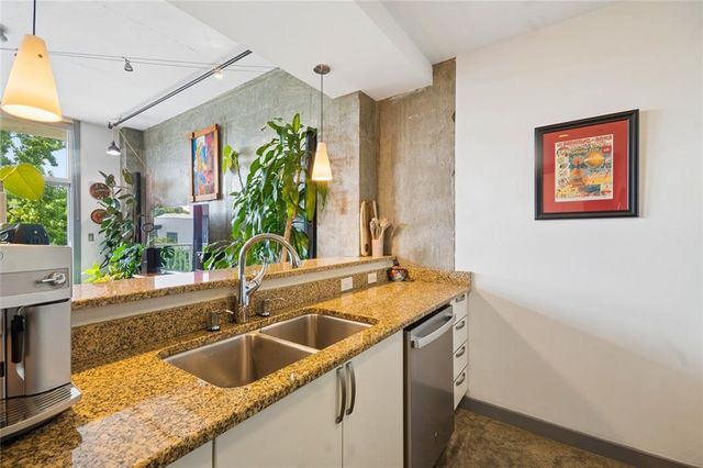 245 N Highland Avenue NE 321, Atlanta, GA 30307