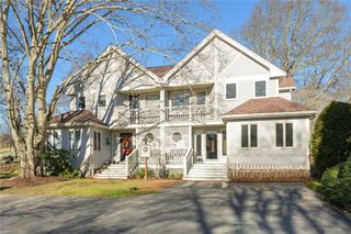 15 Hammersmith Road 31A, Newport, RI 02840