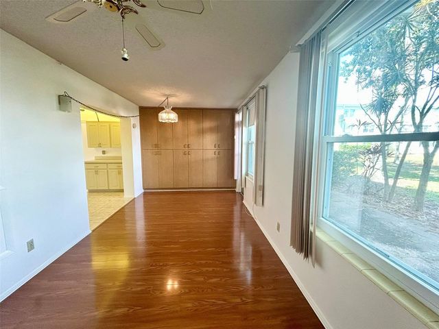 2400 COLUMBIA DRIVE 18, Clearwater, FL 33763