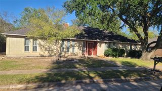 19538 Hollowlog Drive, Katy, TX 77449