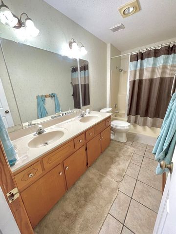 1604 Montcliff Drive, Dothan, AL 36303