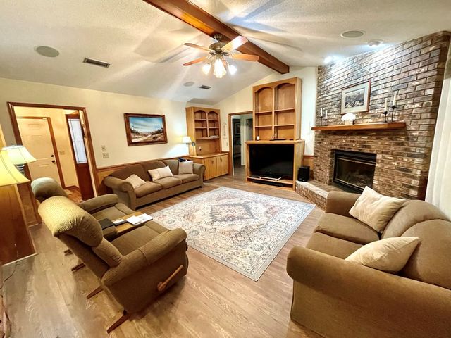 1604 Montcliff Drive, Dothan, AL 36303