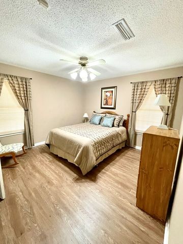 1604 Montcliff Drive, Dothan, AL 36303