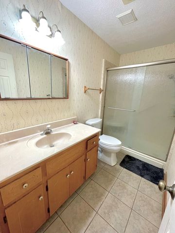 1604 Montcliff Drive, Dothan, AL 36303