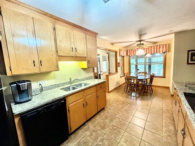 1604 Montcliff Drive, Dothan, AL 36303