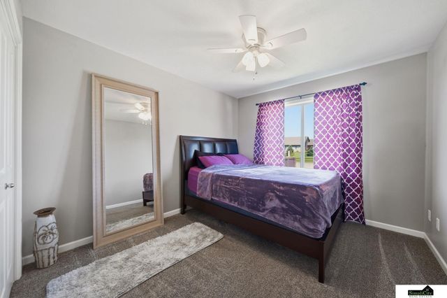 1121 N 99Th Street, Lincoln, NE 68527