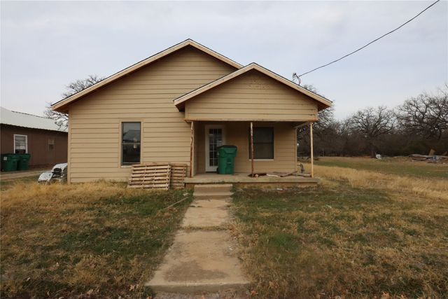 1207 W Main Street, Eastland, TX 76448