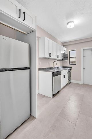 1165 Marseille Dr 3, Miami Beach, FL 33141