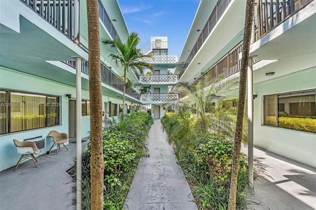 1165 Marseille Dr 3, Miami Beach, FL 33141