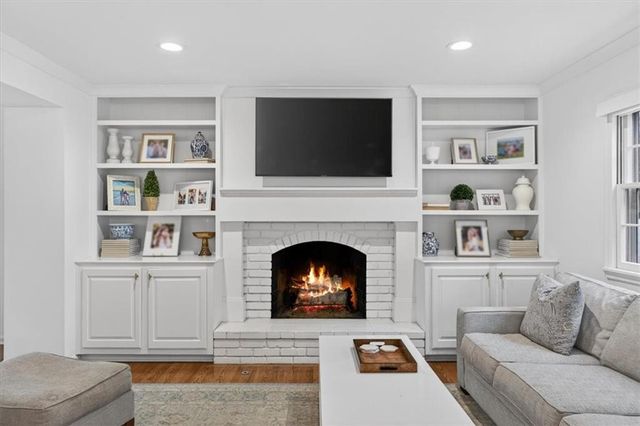 5300 W 101 Terrace, Overland Park, KS 66207