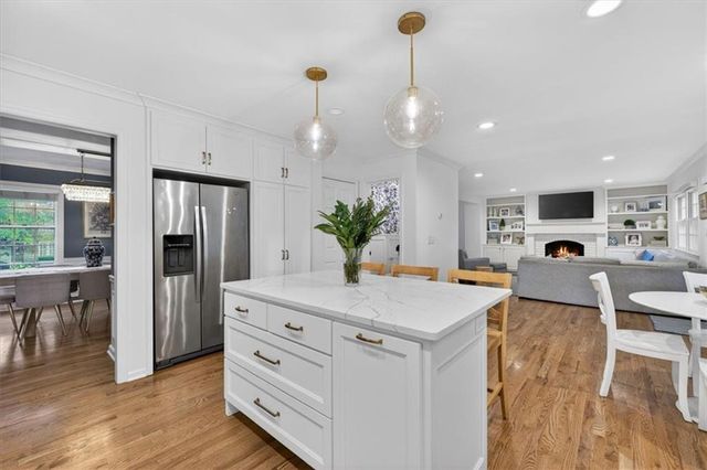 5300 W 101 Terrace, Overland Park, KS 66207