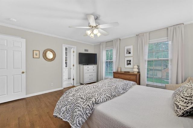 5300 W 101 Terrace, Overland Park, KS 66207
