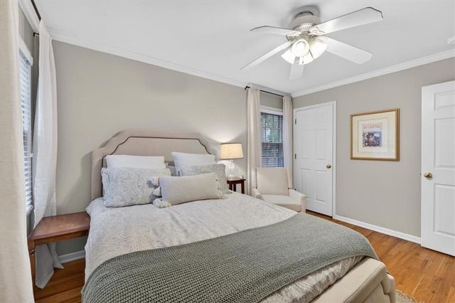 5300 W 101 Terrace, Overland Park, KS 66207