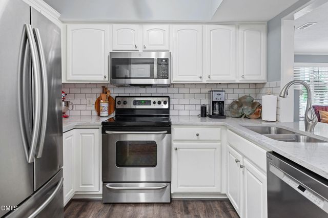 1021 Nicholwood Drive 101, Raleigh, NC 27605