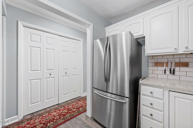 1021 Nicholwood Drive 101, Raleigh, NC 27605