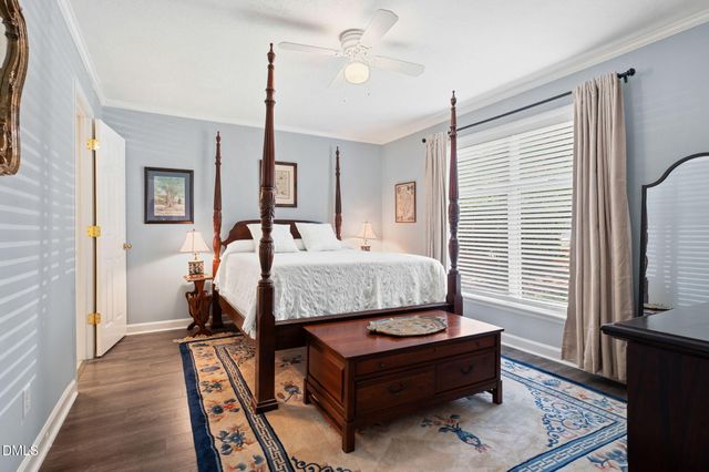 1021 Nicholwood Drive 101, Raleigh, NC 27605