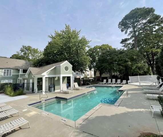 1021 Nicholwood Drive 101, Raleigh, NC 27605