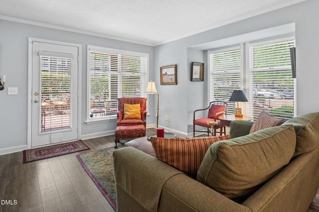 1021 Nicholwood Drive 101, Raleigh, NC 27605