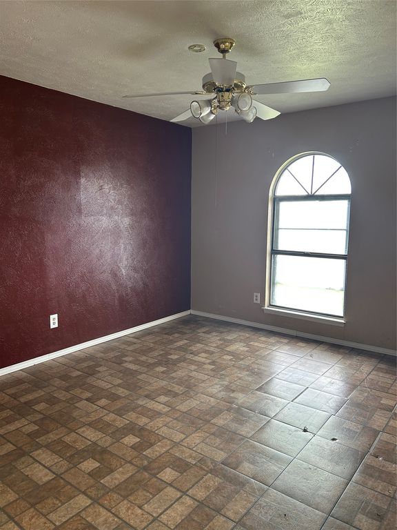 633 Valley View Drive, Allen, TX 75002