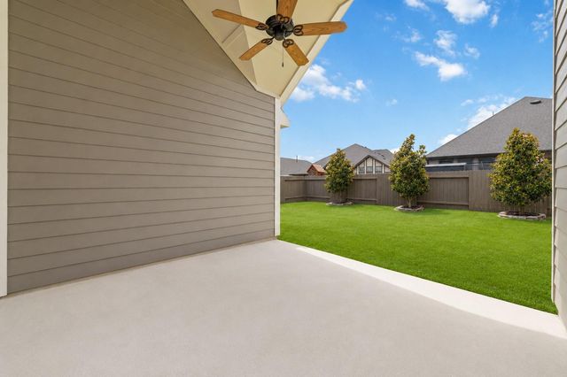 17327 Lynn Orchard Drive, Hockley, TX 77447