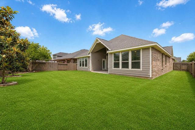 17327 Lynn Orchard Drive, Hockley, TX 77447