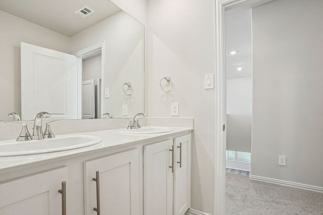 806 Edgehurst Drive, Princeton, TX 75071