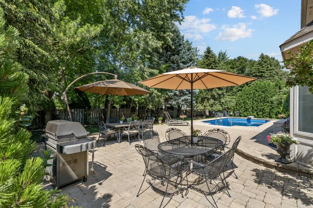 262 Hawk Hollow Drive, Bartlett, IL 60103