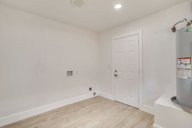 8613 Marys Creek Drive, Benbrook, TX 76116