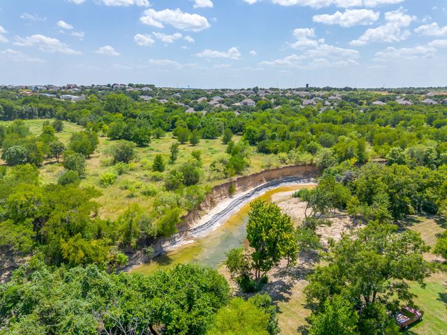8613 Marys Creek Drive, Benbrook, TX 76116