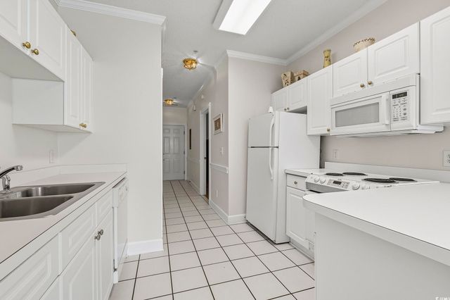 4860 Carnation Cir Apt 203, Myrtle Beach, SC 29577