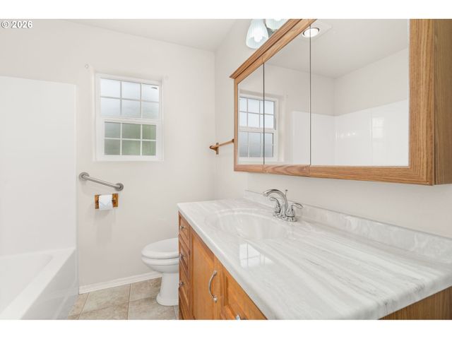 5058 JACKSON Hwy, Toledo, WA 98591