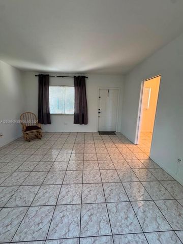 2499 SW 27th Street 5, Miami, FL 33133