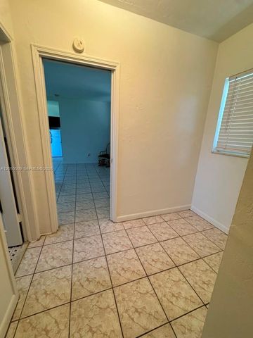 2499 SW 27th Street 5, Miami, FL 33133