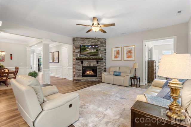 10931 Sparkle Creek Drive, Midland, NC 28107