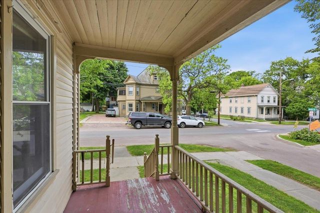 78-80 Loomis Street, Burlington, VT 05401