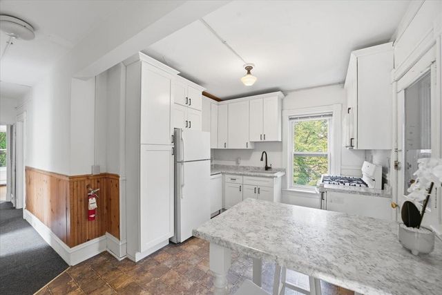 78-80 Loomis Street, Burlington, VT 05401