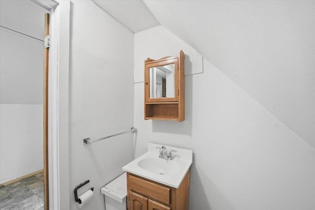 78-80 Loomis Street, Burlington, VT 05401
