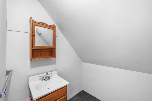 78-80 Loomis Street, Burlington, VT 05401