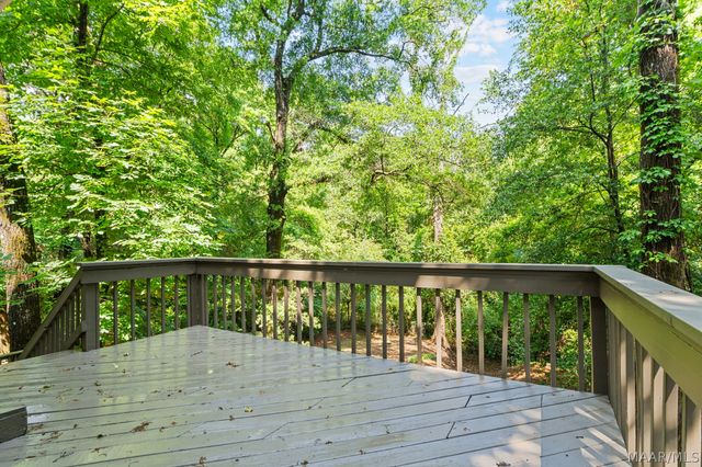 912 Running Brook Drive, Prattville, AL 36066