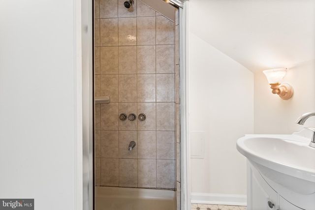 11 9TH AVE, Roebling, NJ 08554