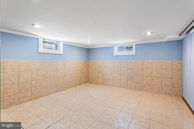 11 9TH AVE, Roebling, NJ 08554