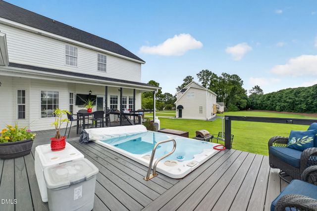 119 Spring Branch Drive, Four Oaks, NC 27524