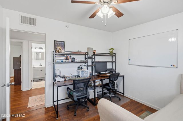 6825 E Calle Marte, Tucson, AZ 85710