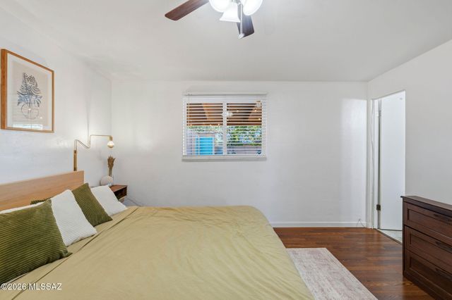 6825 E Calle Marte, Tucson, AZ 85710