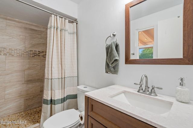 6825 E Calle Marte, Tucson, AZ 85710